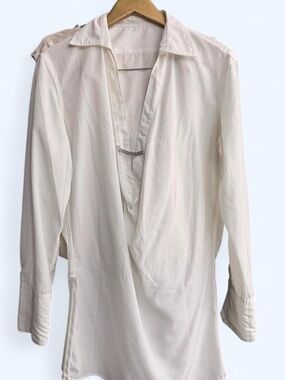 Contemporary White Plunge V-Neck Long Sleeve Blouse size M